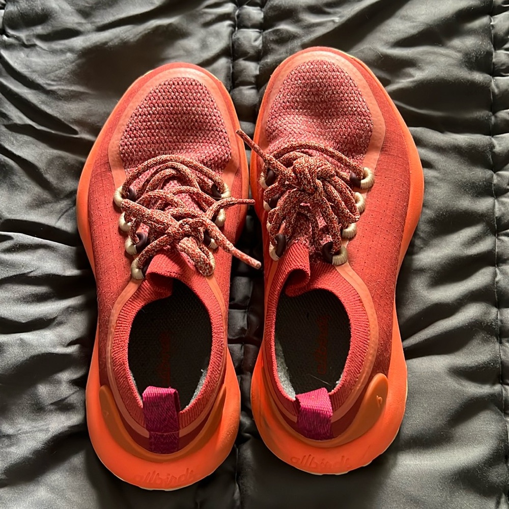 Allbirds Women’s Trail Runner SWT size 7.5 Shoes in Diablo (red)
